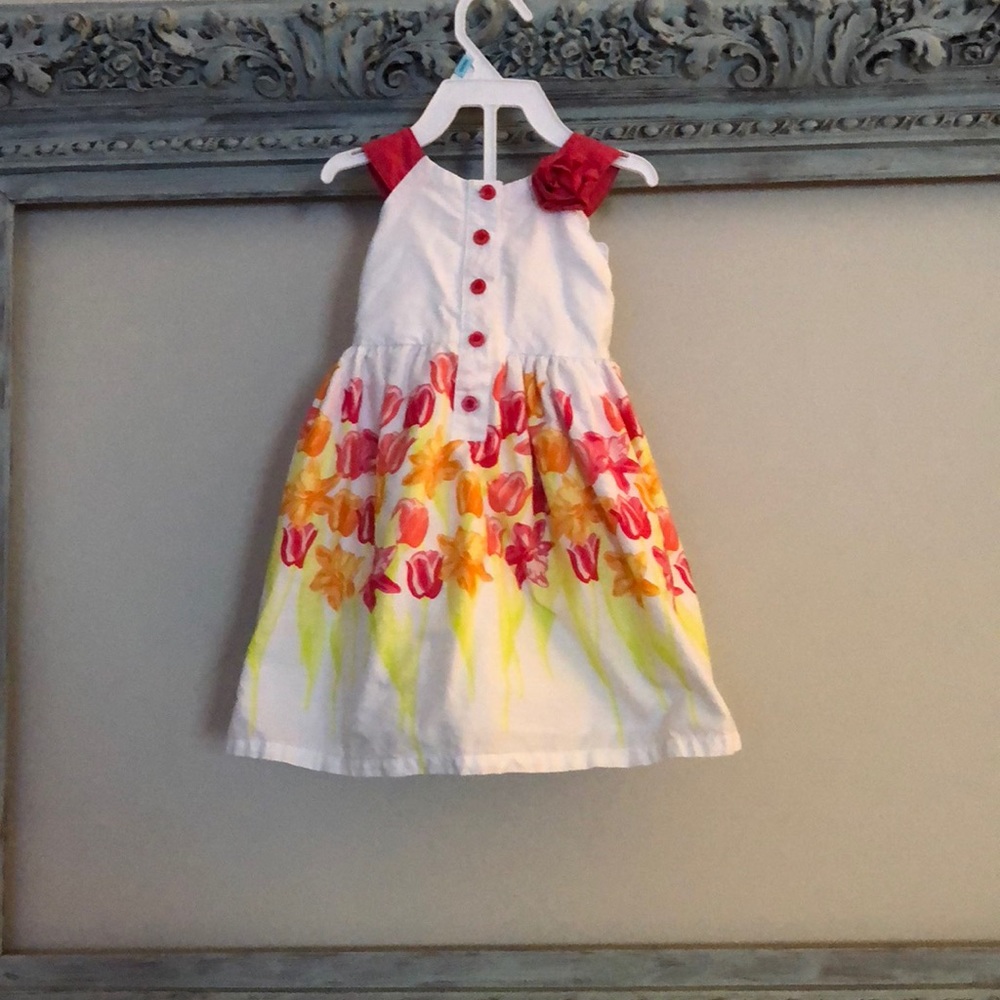 Girls dress